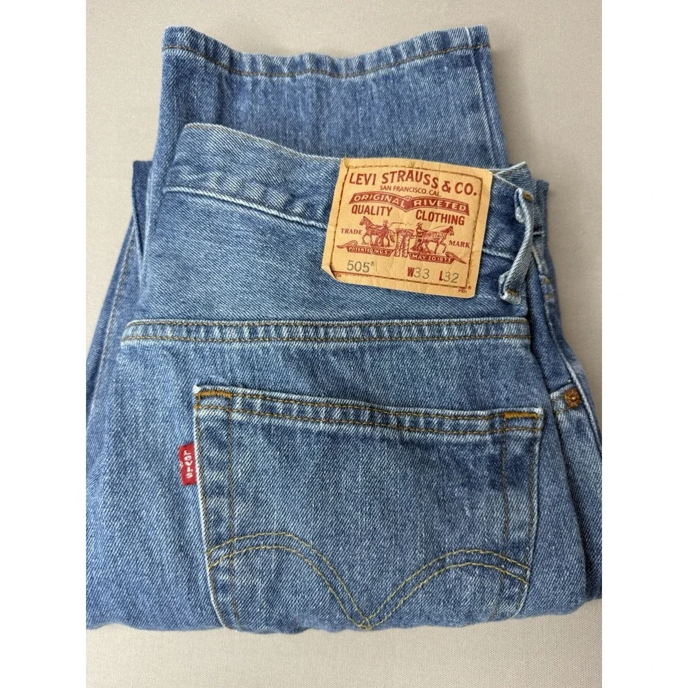 Levi's Jeans 505 Regular Fit Men's 33x32 Blue Straight Leg 100% Cotton Denim